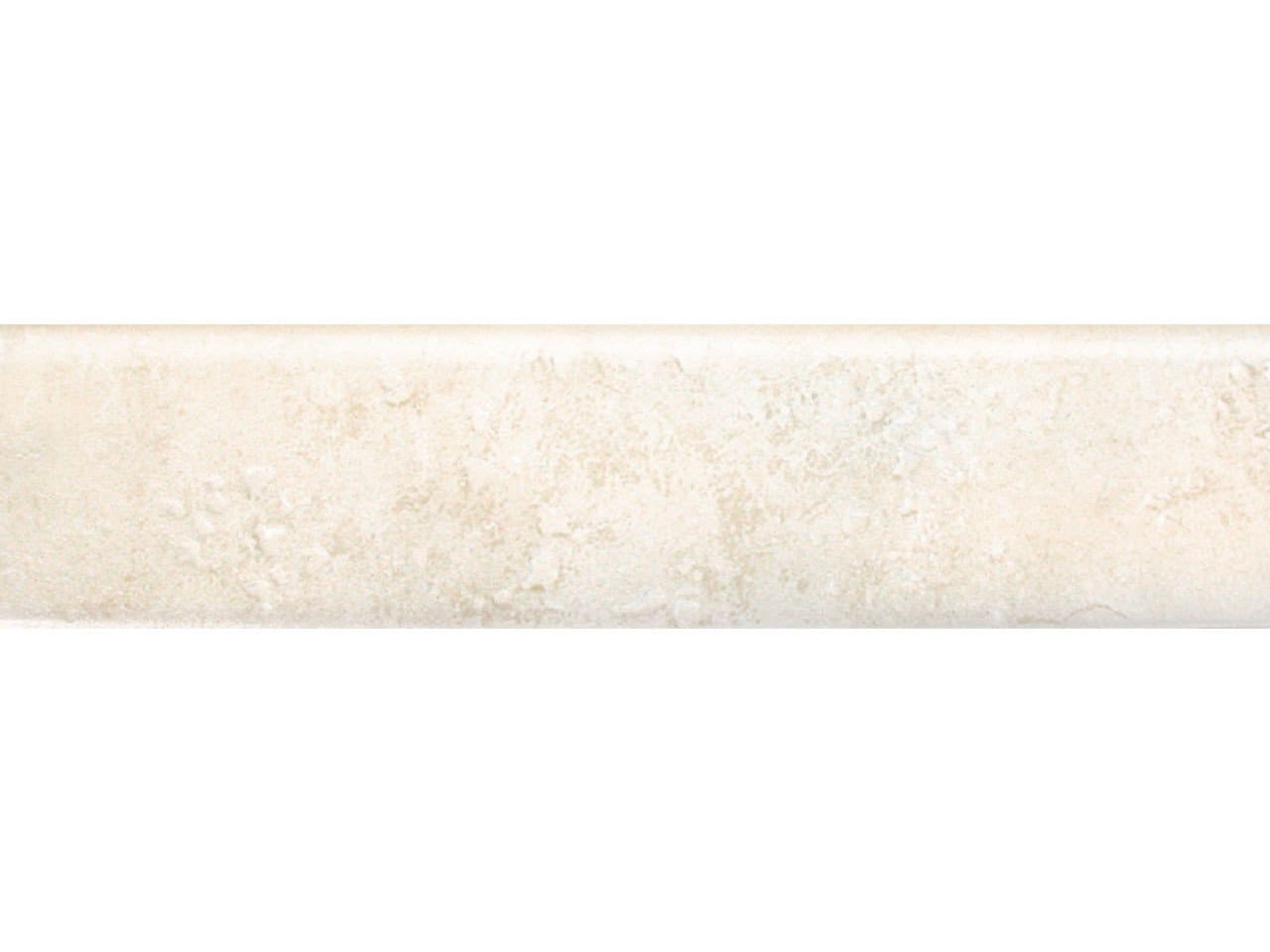 Plinthe en grès cérame effet marbre blanc Plinthe en grès cérame effet marbre blanc